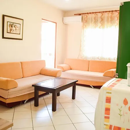 Comfortable Golem Apartment *