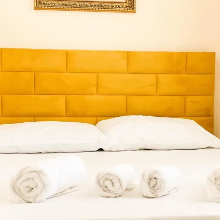 Comfortable Golem Apartment Golem (Tirana)